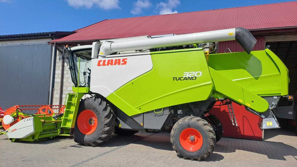 claas tucano 320