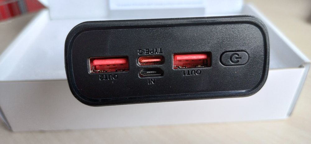 Павербанк 20000 з швидкою зарядкою