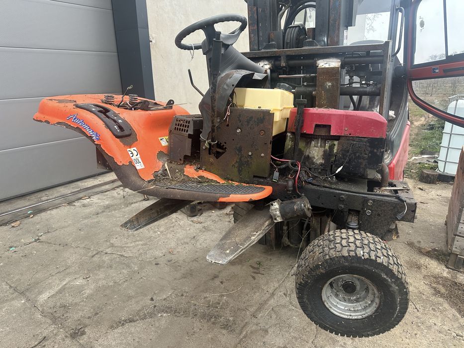 Kosiarka Husqvarna niekompletna na czesci z silnikiem B&B 13 HP