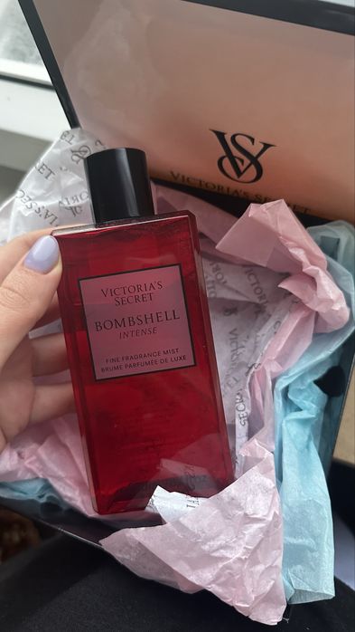 Спрей Victoria’s Secret Bombshell Intense