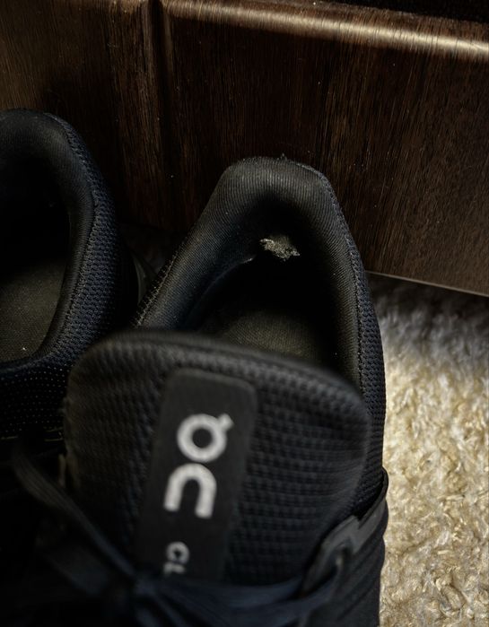 Кросівки on cloudswift 3