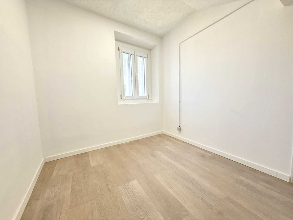 Quarto Individual na Lousa / Loures