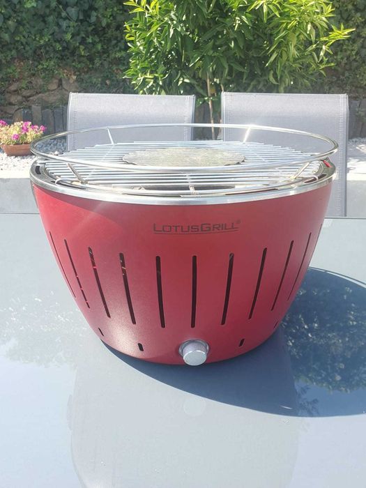 Grelhador de baixo fumo LotusGrill