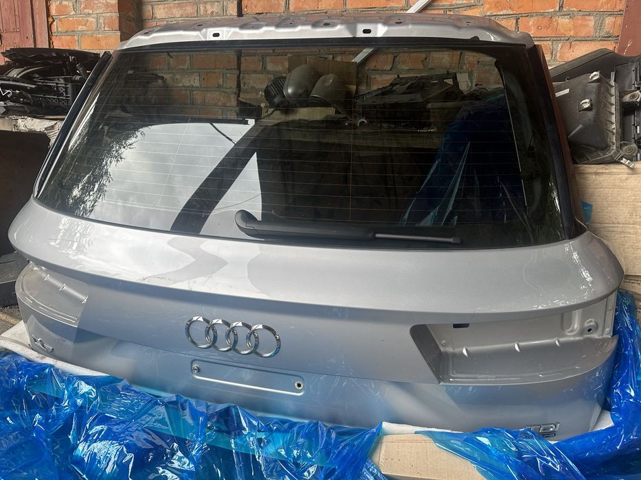 Audi Q7 4M кришка багажника, ляда, спойлер