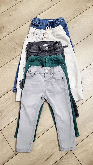 Zestaw spodni bluza i T-shirt r.92