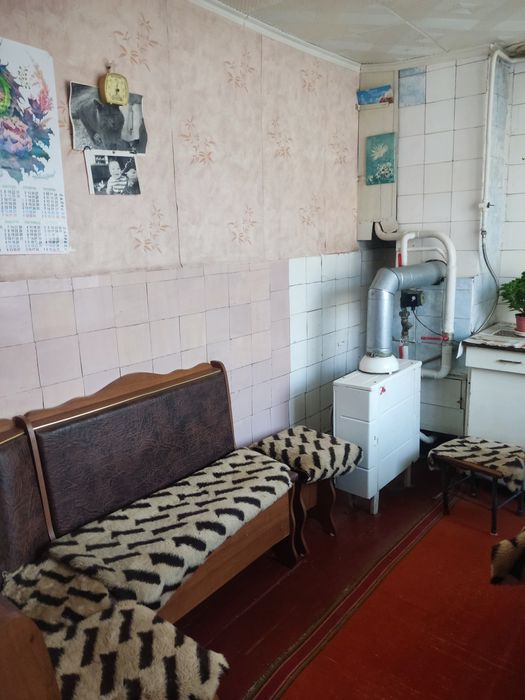 Продам добротний будинок на дві сім'ї