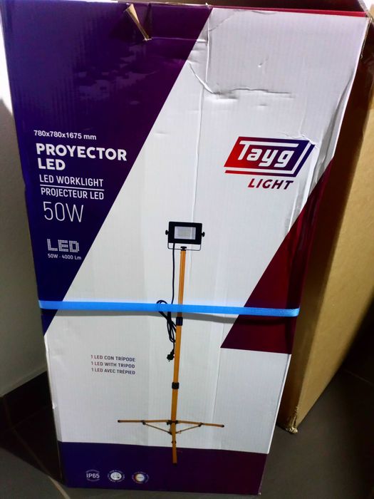 Projetor LED de trabalho c/ tripé de 50W