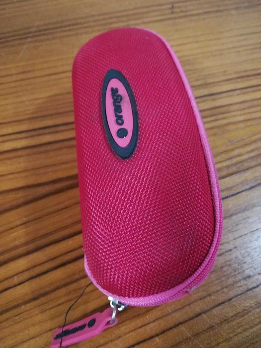 Etui na okulary twardy futerał