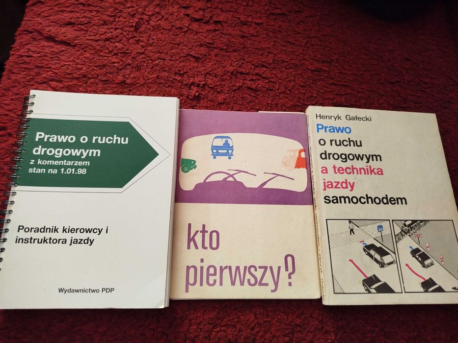 Zestaw 6 książek z zakresu prawa o ruchu drogowym