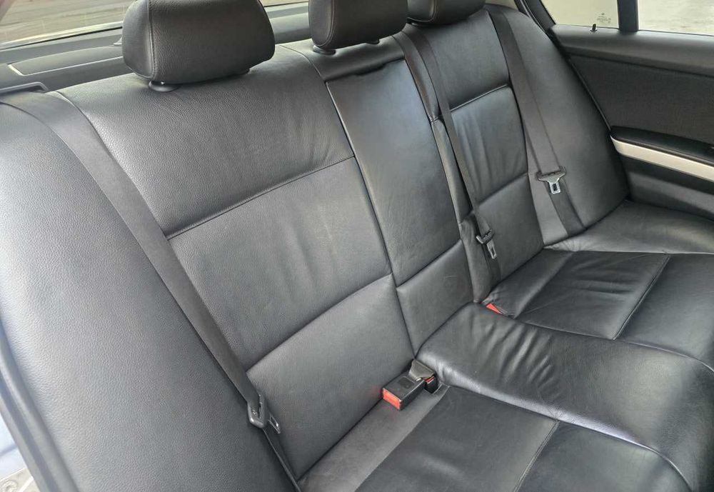 Продам BMW 3 Series 2011. Можна в розстрочку, під викуп.