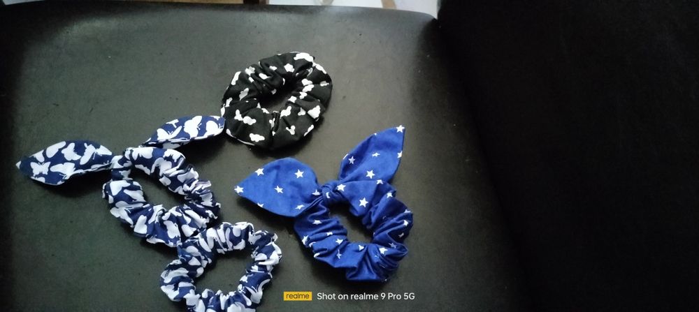 5 gumek scrunchie cena za całość