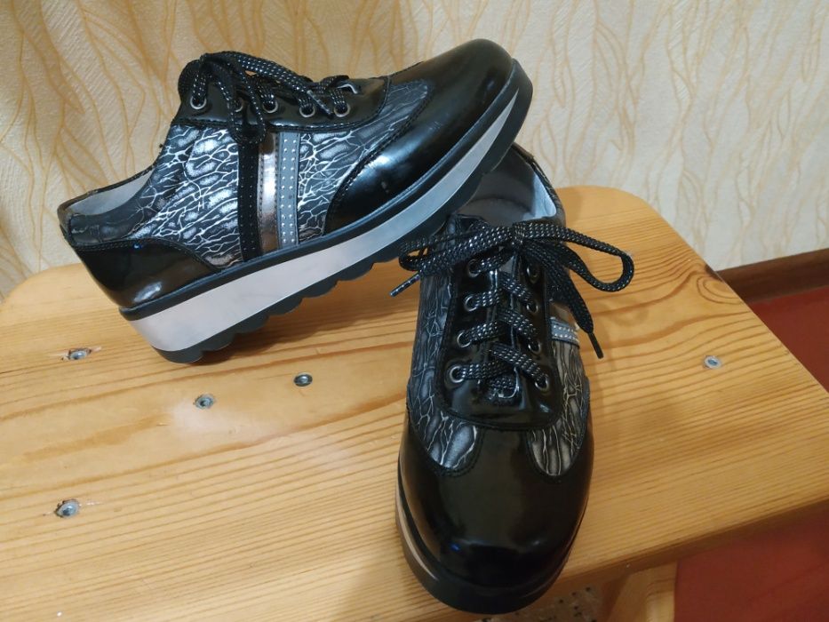 Туфли на девочку