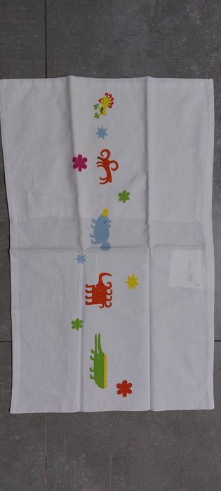 Conjunto de 2 capas de edredon com lençois de baixo  e fronhas cama de