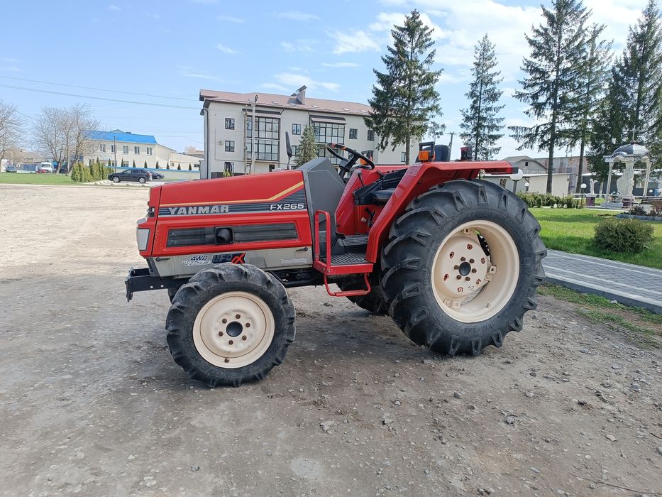 Японський мінітрактор.Трактор Янмар FX265.