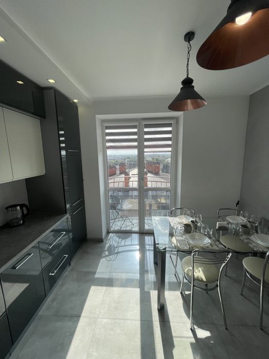 Пентхаус . Велмарт. Вільний з 15.01