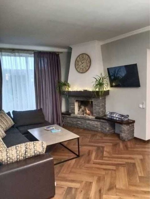 215 Уютный красивый дом у реки