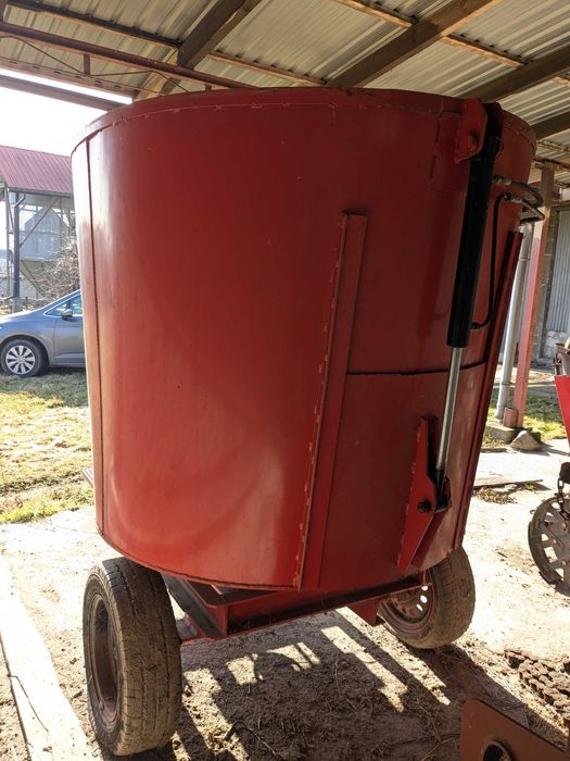 Wóz paszowy/paszowóz 3m³