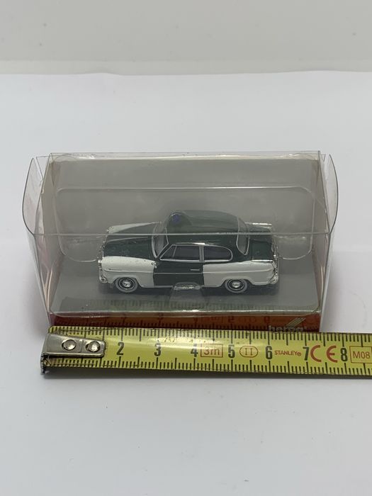 Borgward Isabella da Herpa escala 1/87