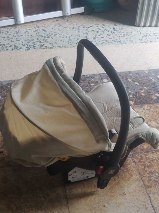 Cadeira de carro de bebe