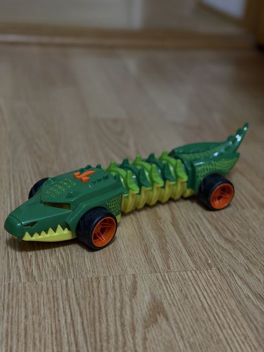 Крокодил Hot Wheels