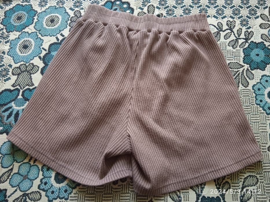 Темно кофейні шорти