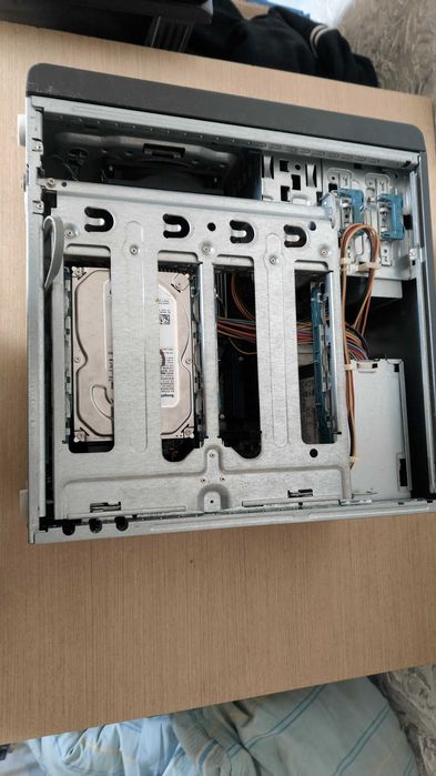 Продаю Б/У системний блок Fujitsu в робочому стані