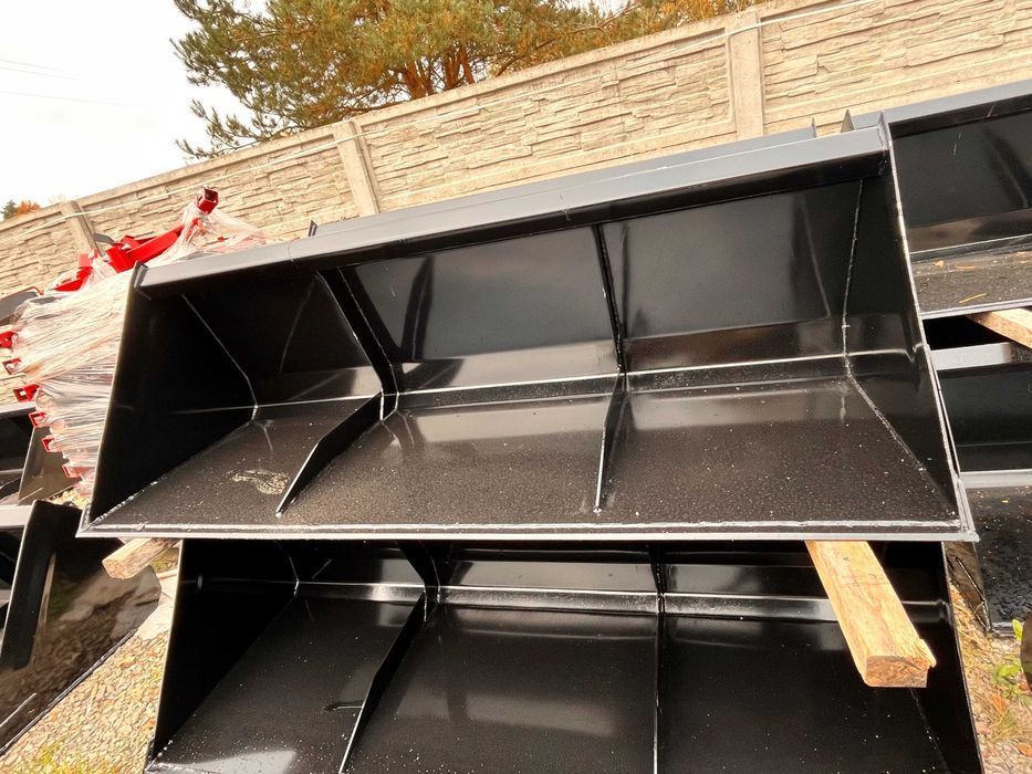 Łyżka do tura EURO/SMS/MX-do ładowacza TUZ na tył -NOWA  objętościowa