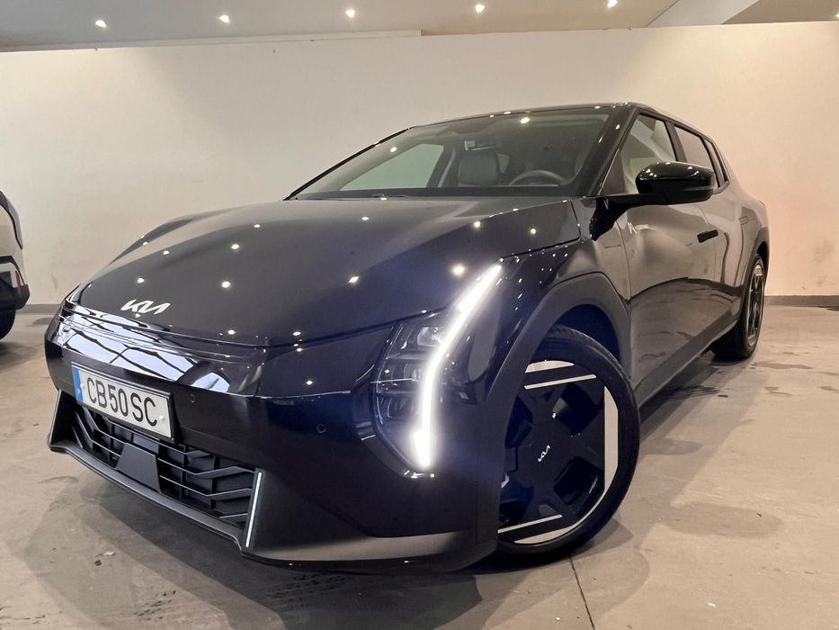 Kia EV4 81.4 kWh Tech