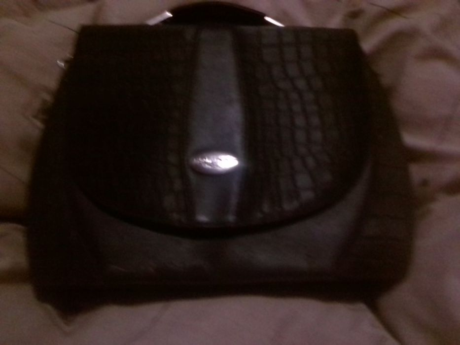 Оновлено. Дві жіночі сумки