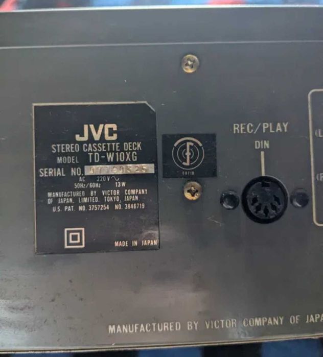 Magnetofon Jvc do amplitunera