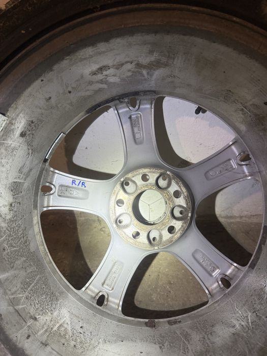 Диски Mercedes-Benz Оригінал R19 255/40 R19 Зима Winter Yokohama ‼️ ‼️