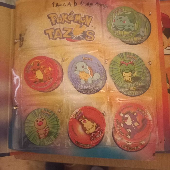Colecao de tazos pokemon