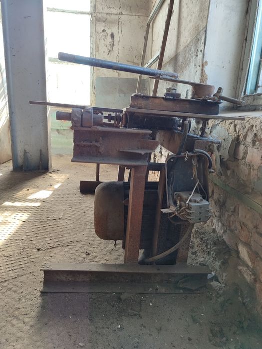 Универсальный деревообрабатывающий станок 2в1 (фуганок + циркулярка)