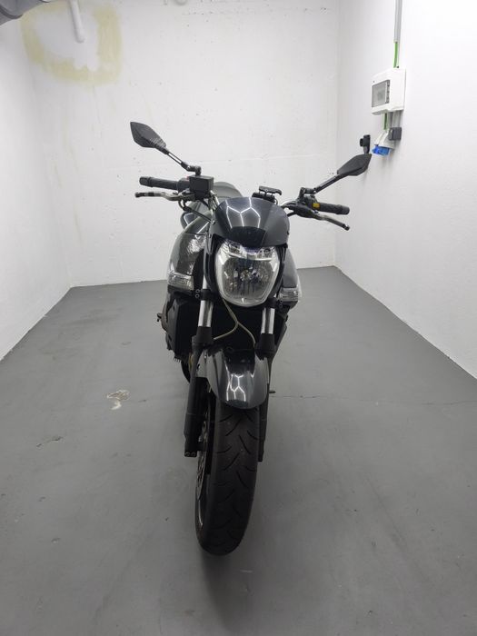 Suzuki GSR600 2009 - 25kw - Black edition
