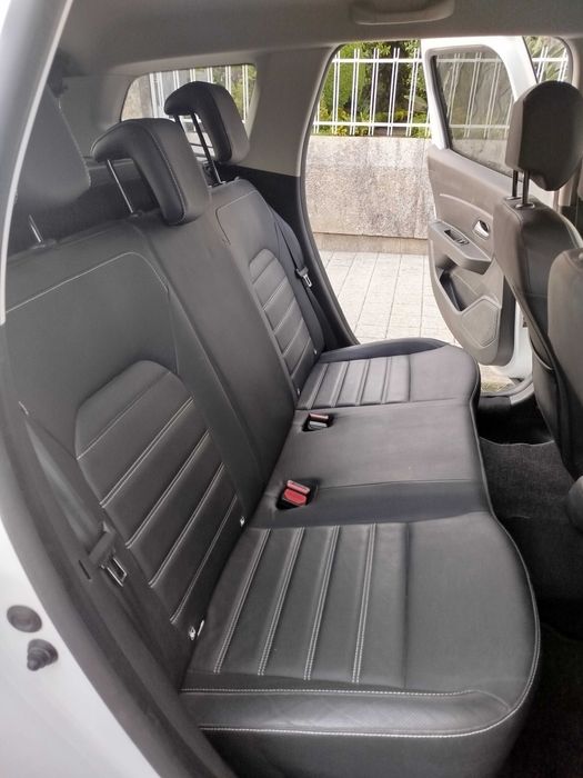 Dacia Duster 1.5 DCI  12/2020 11.900€ 6vel. nacional