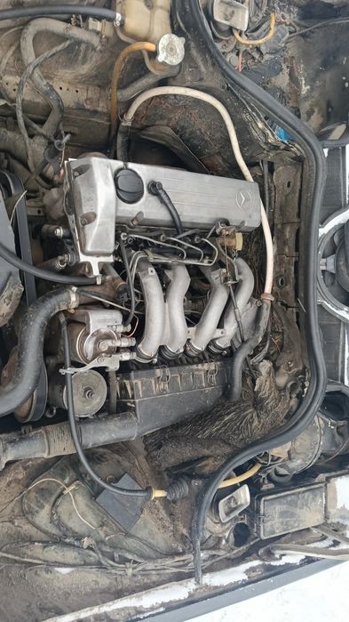 Мерседес 124 в непоганому стані