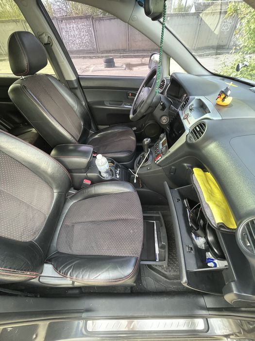 KIA CARENS 2.0 газ/бенз
