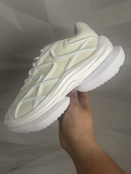 Жіночі кросівки Puma Variant Nitro Anrealage