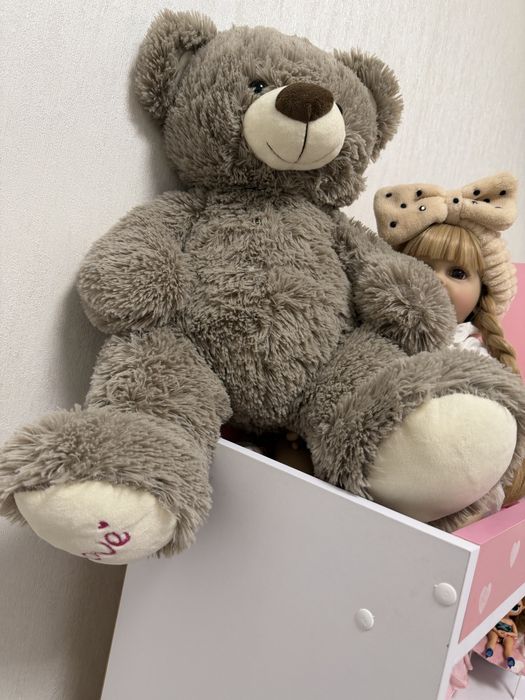 Мʼяка іграшка ведмідь