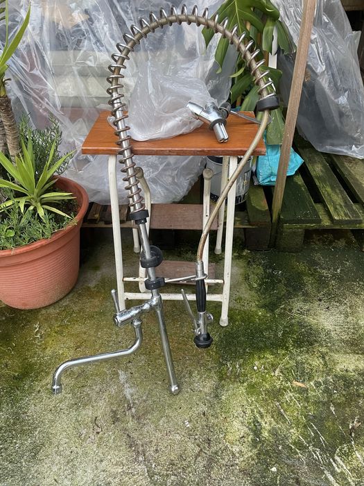 Torneira com chuveiro