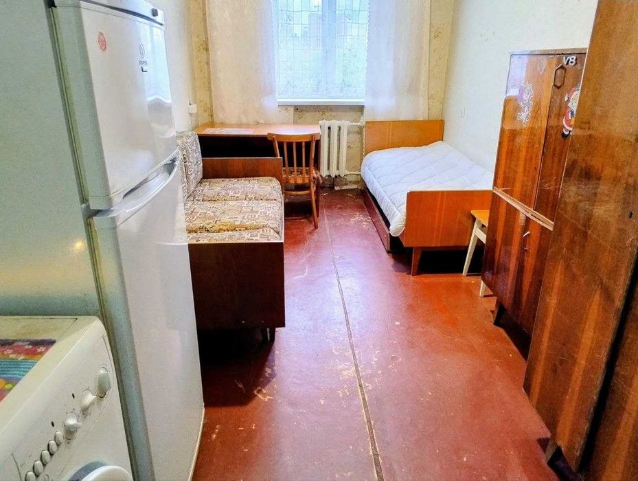 Без комісії ! Продам окрему кімнату в комунальній квартирі  Центр Києва, Поділ