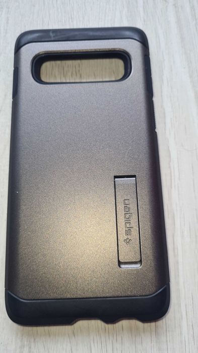 etui Samsung S10 Spigen