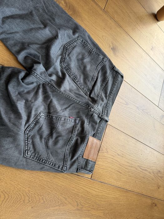 Сірі джинси Levi’s 502, 31*34