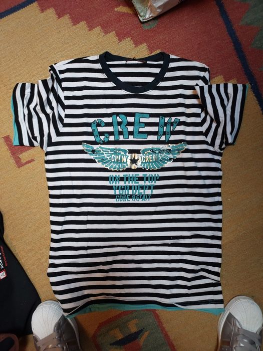 t shirt preta e branca