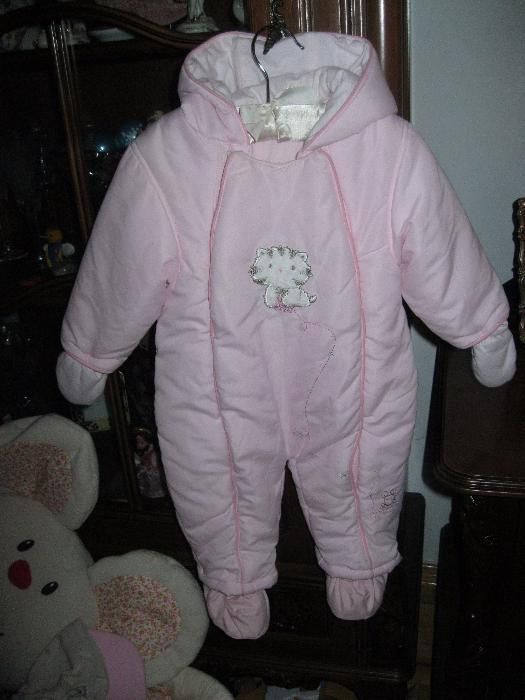 Продам демисезонный комбинезон Mothercare 6-9 месяцев