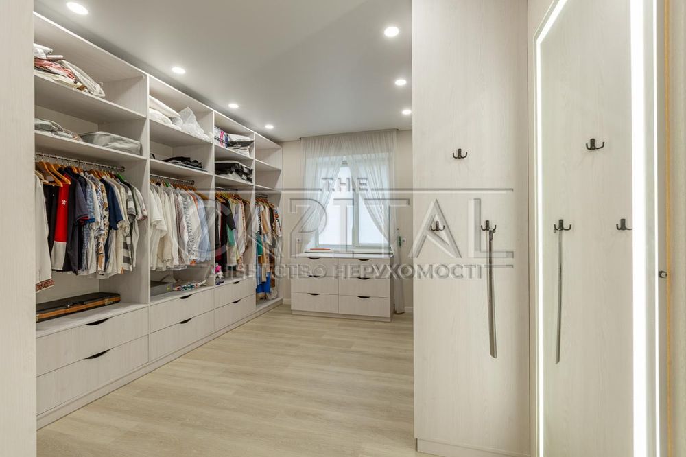 Оренда повністю автономного будинку в Підгірцях