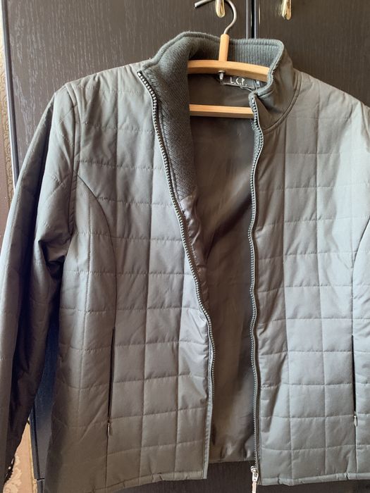 Продам куртку мужскую