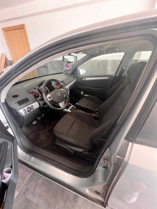 Opel Astra — fotografia 5