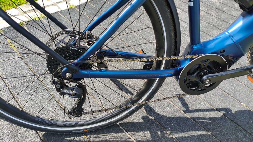 Bicicleta Giant Explore E+ 2 GTS Navy (100kms)