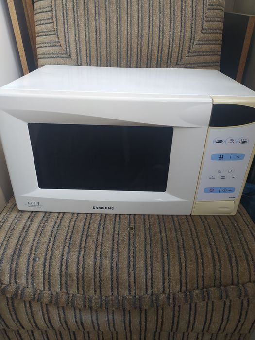 Мікрохвильова піч samsung і німецька фірма CLATRONIC